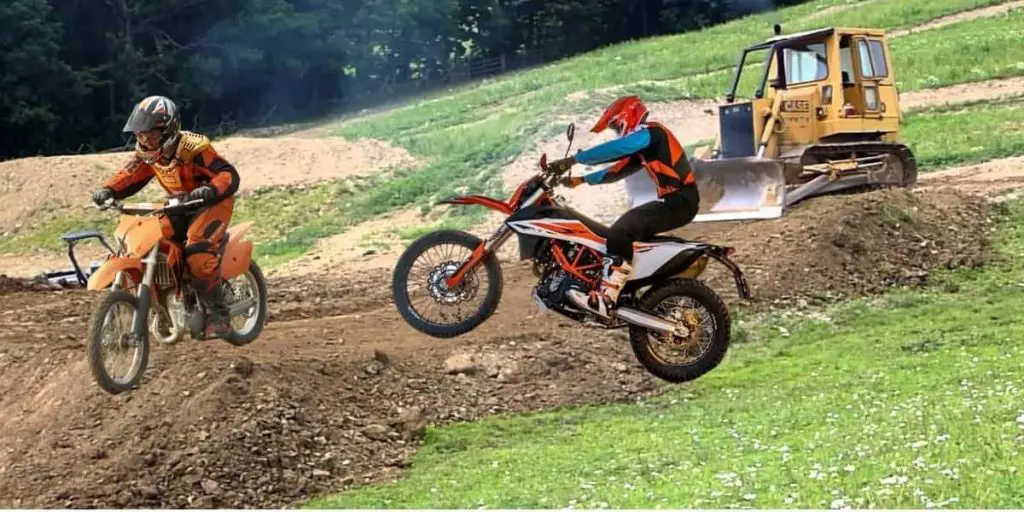 How to Build a Dirt Bike Track