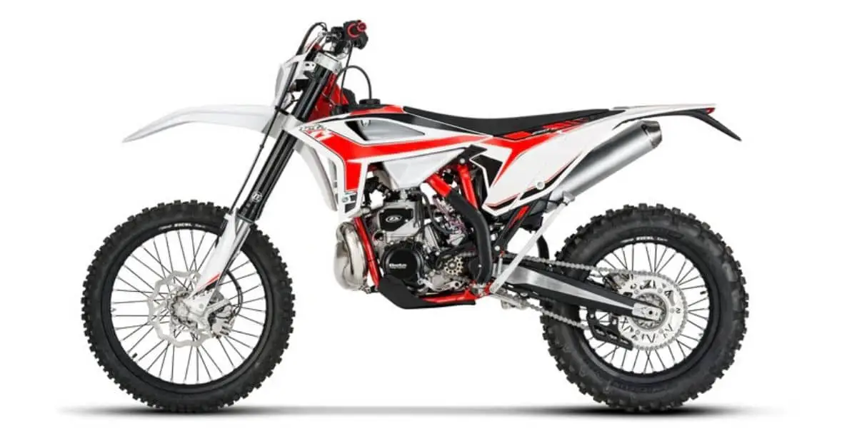 2021 Beta 300 RR Review – The Best Enduro Bike on the Market