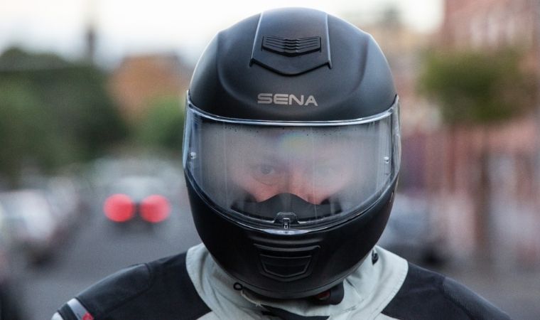 How to Stop Helmet Visor Fogging | 7 Handy Solutions