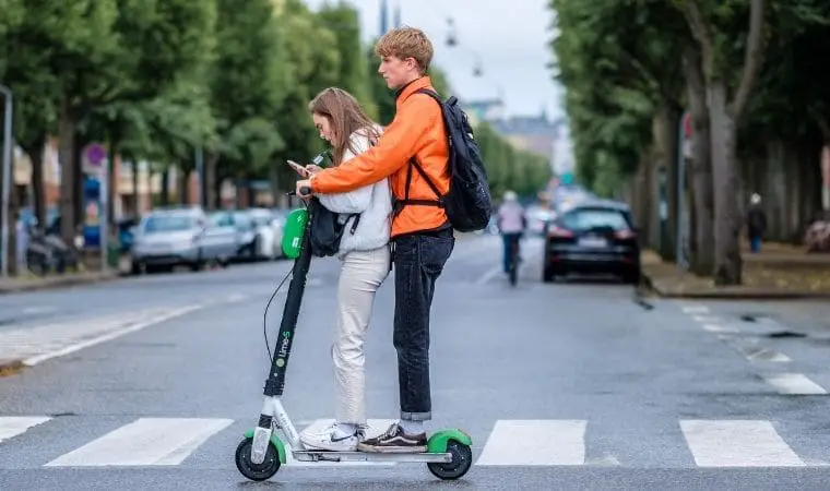 10 Best Electric Scooter for Teenagers: Safe, and Affordable!