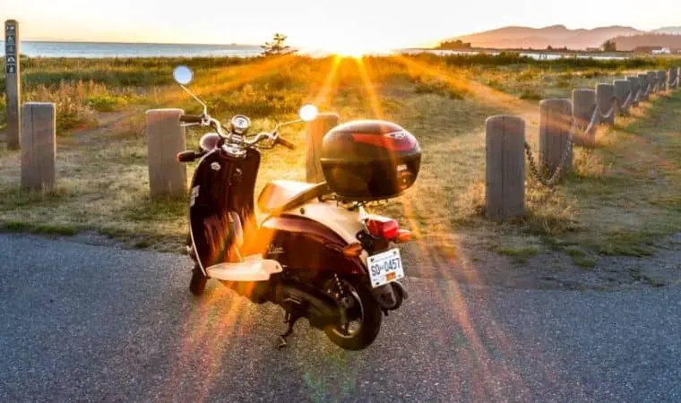 Scooters That Look Like Motorcycles