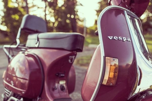 What Are the Benefits of Vespa Motorcycles